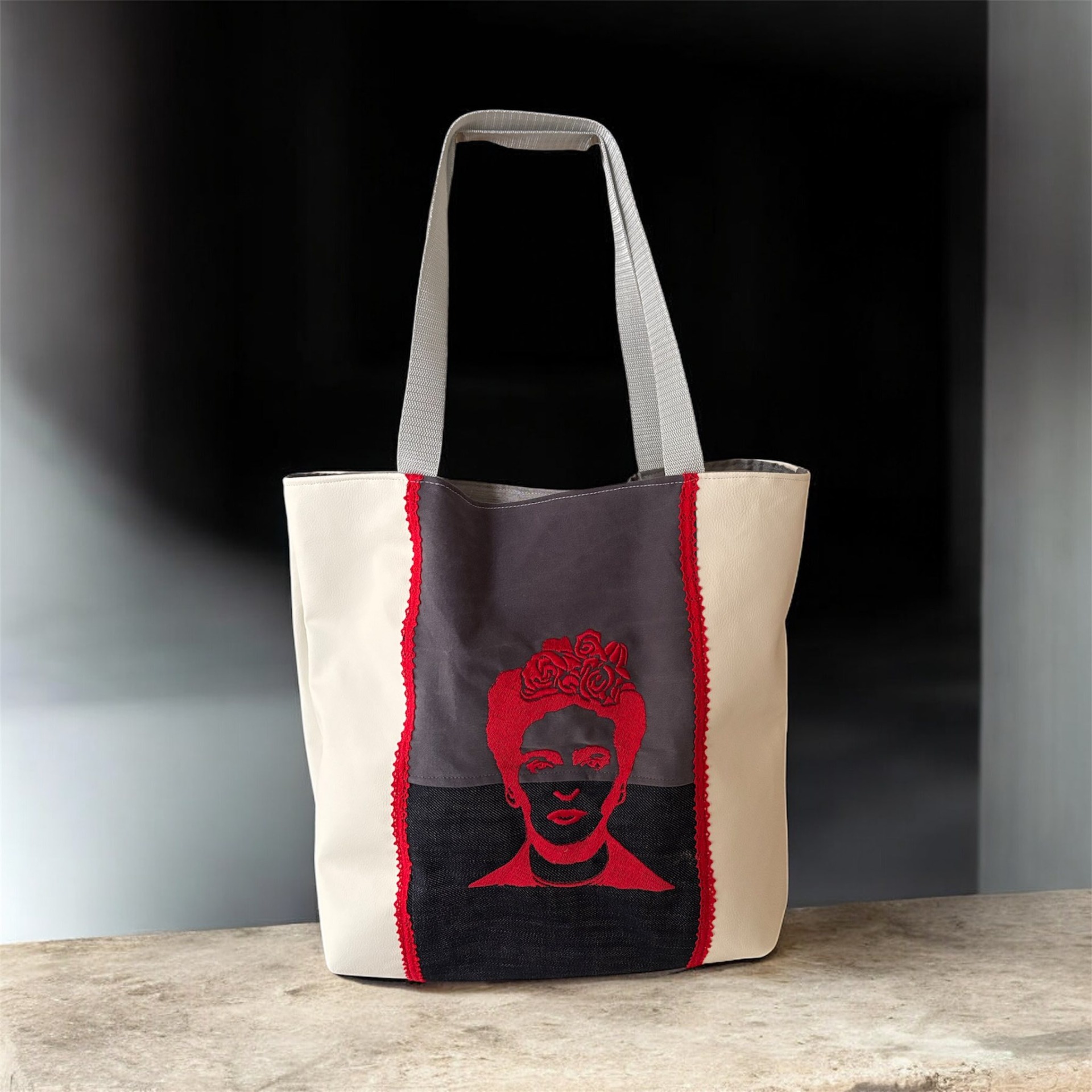 Kabelka s výšivkou Frida unikat ručni prace