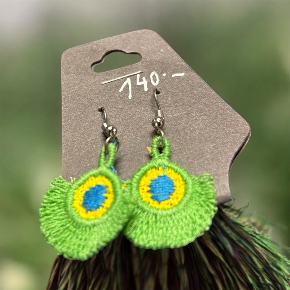 Handmade nausnice Pav